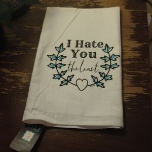 Twisted Ware Hang Tight towel NWT